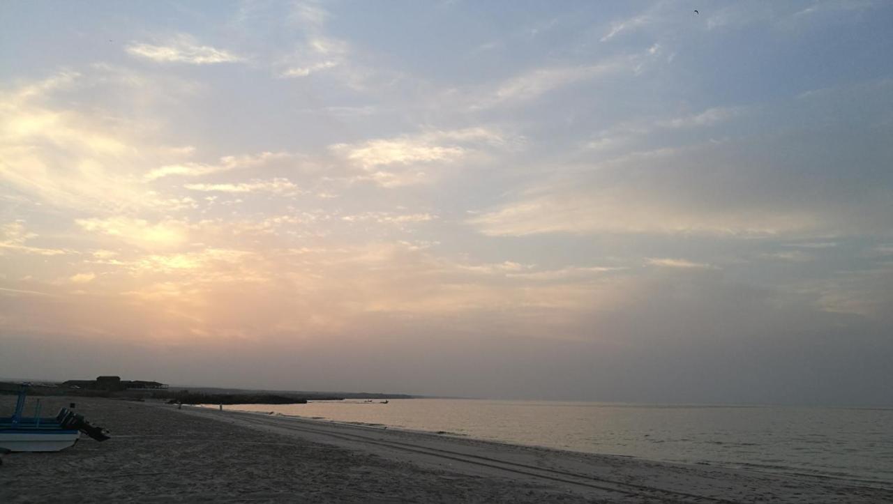 Ras Al Hadd Orchid Apartment Екстериор снимка